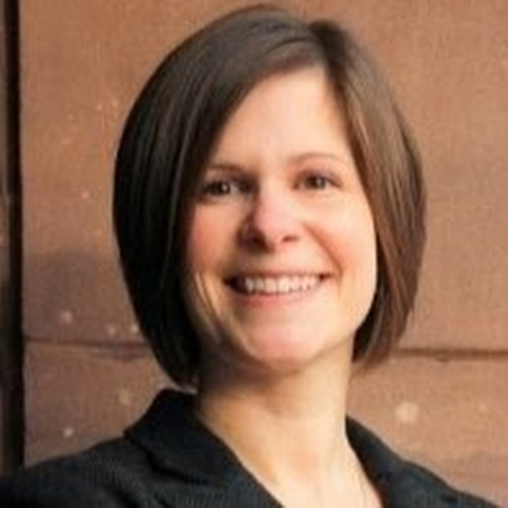 Meet your Posher, Angie